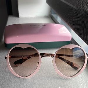 Kate Spade Round Heart Sunglasses w/ Case